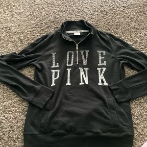 VS pink pullover